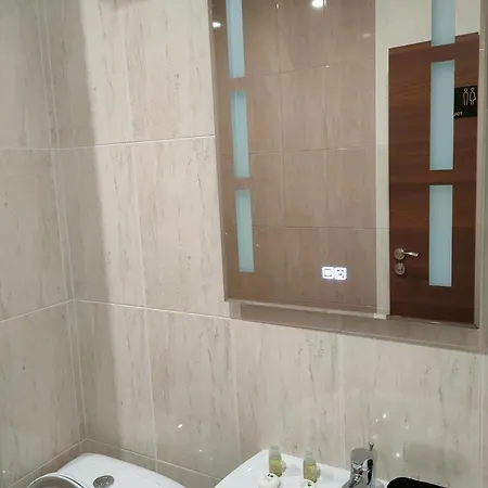 Διαμέρισμα B34, Complex Sokolitsite *